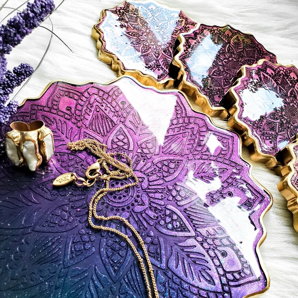 MADE TO ORDER, Mandala Color-Shifting Set - Picture 5 of 10